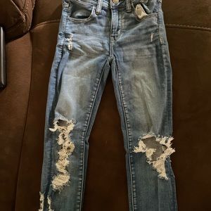 American Eagle women’s 00 distressed jeans
